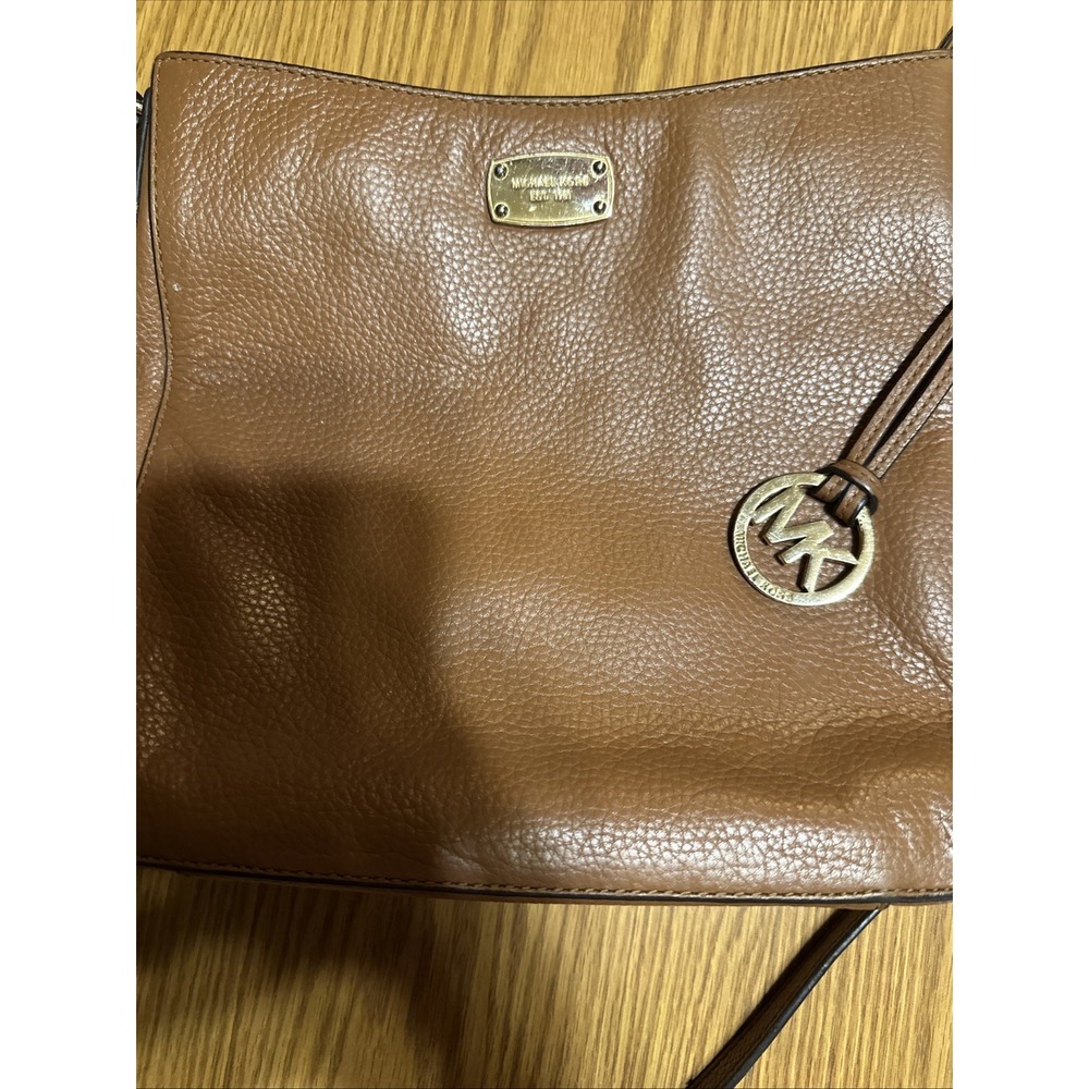 Michael Kors Jet Set Travel Light Brown Messenger Bag Purse Leather